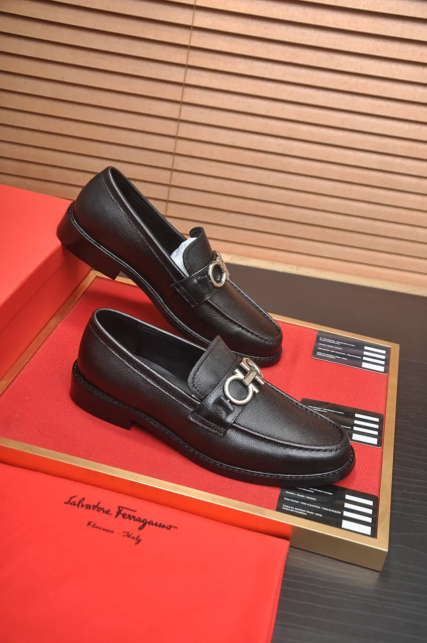 Men's shoes 💰460💶 [Ferragamo/Ferragamo] The latest model in the counter. Original imported open-sided high-quality cowhide hand-woven + imported 🐂 cowhide + original luxury metal buckle + original combined outsole. Comparison without pressure 38--45 (45 custom-made)